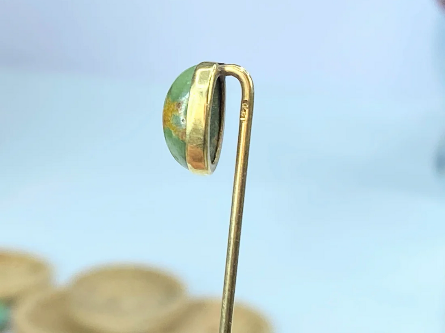 14K yellow gold Jasper cabochon bezel hat/stick pin