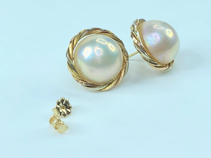 14k Yellow Gold Mabe Pearl Post Earrings JR8992