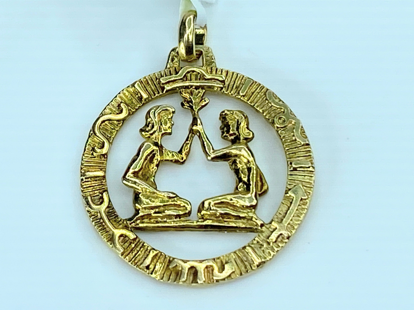 14k yellow Gold round Gemini zodiac astrology charm JR9079