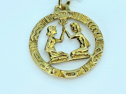 14k yellow Gold round Gemini zodiac astrology charm JR9079