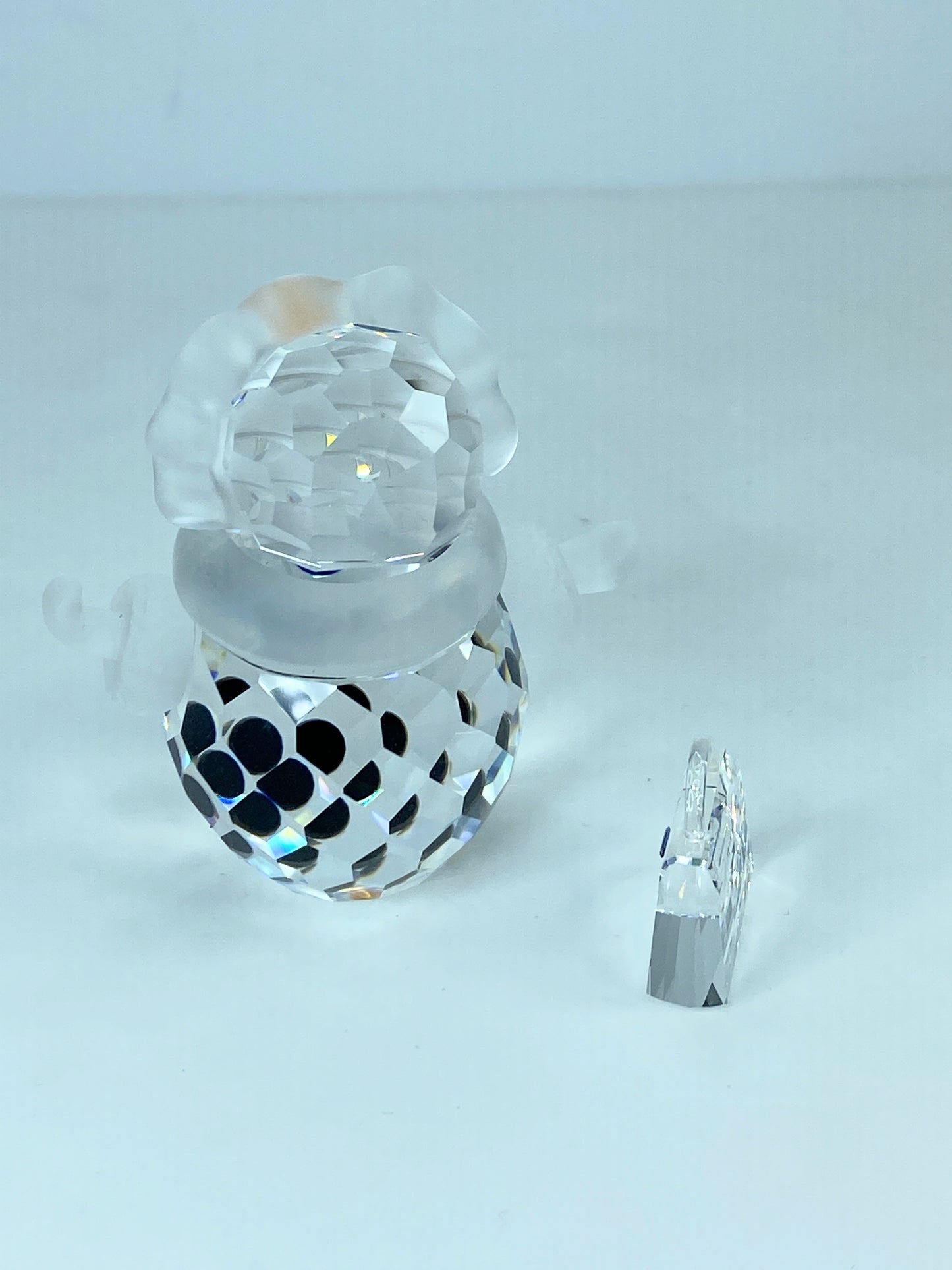 Swarovski Snow woman - Snow lady with purse- Christmas figurine - BOXED S177