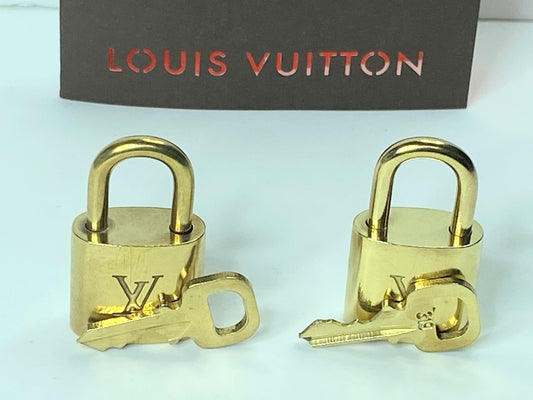 Authentic Louis Vuitton Gold Brass Lock and Key Set of 2 Made in France GS433