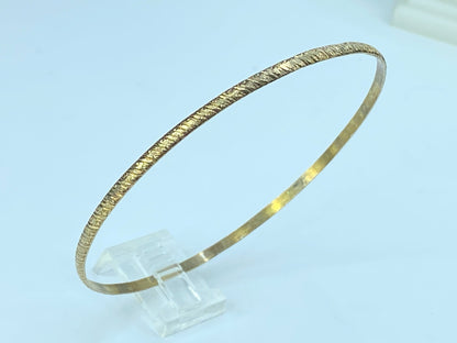 2.55mm spinwheel texture etching stackable bangle 8" 4.6gm