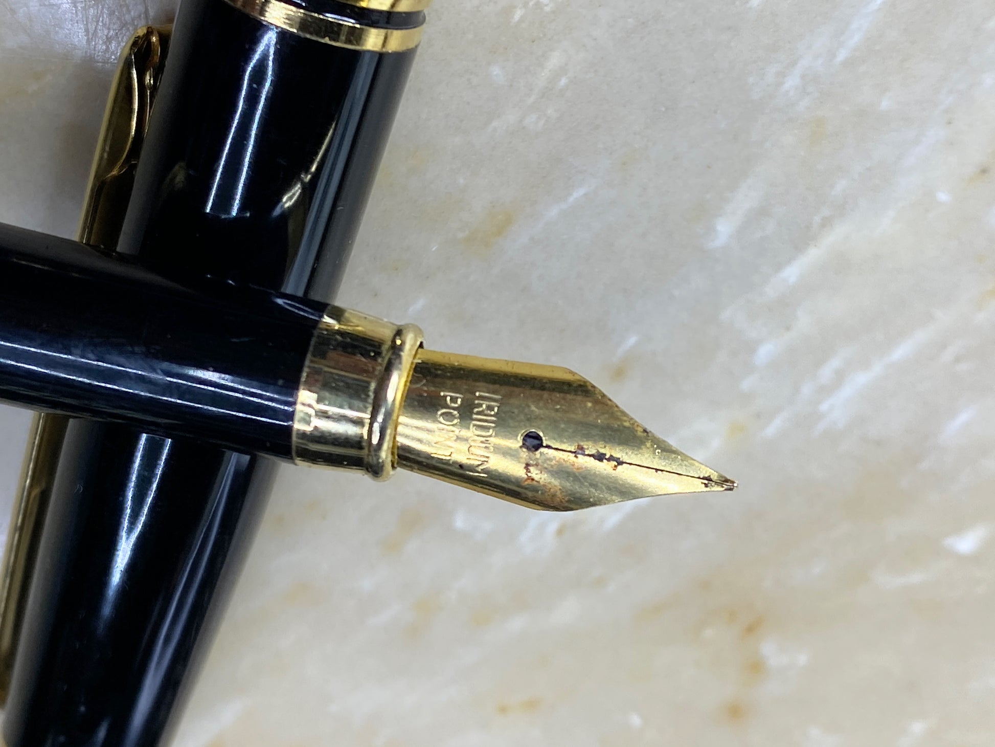 Montblanc Meisterstuck Fountain & Ballpoint Pen Collection Lot of 2 in box OF03