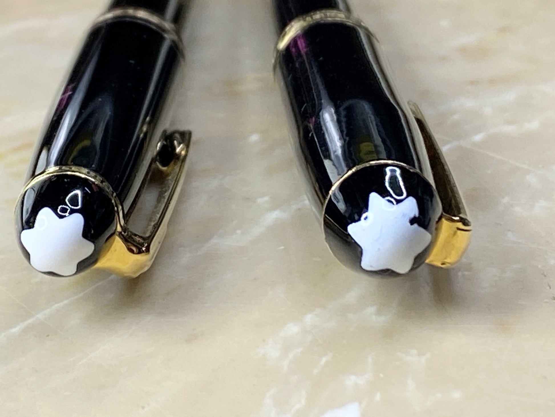 Montblanc Meisterstuck Fountain & Ballpoint Pen Collection Lot of 2 in box OF03