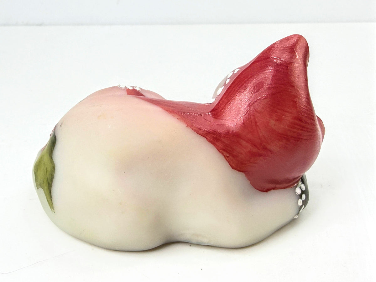 Fenton 2004 Hand Painted Sleeping Christmas Kitten Figurine Signed D Bauer A1073