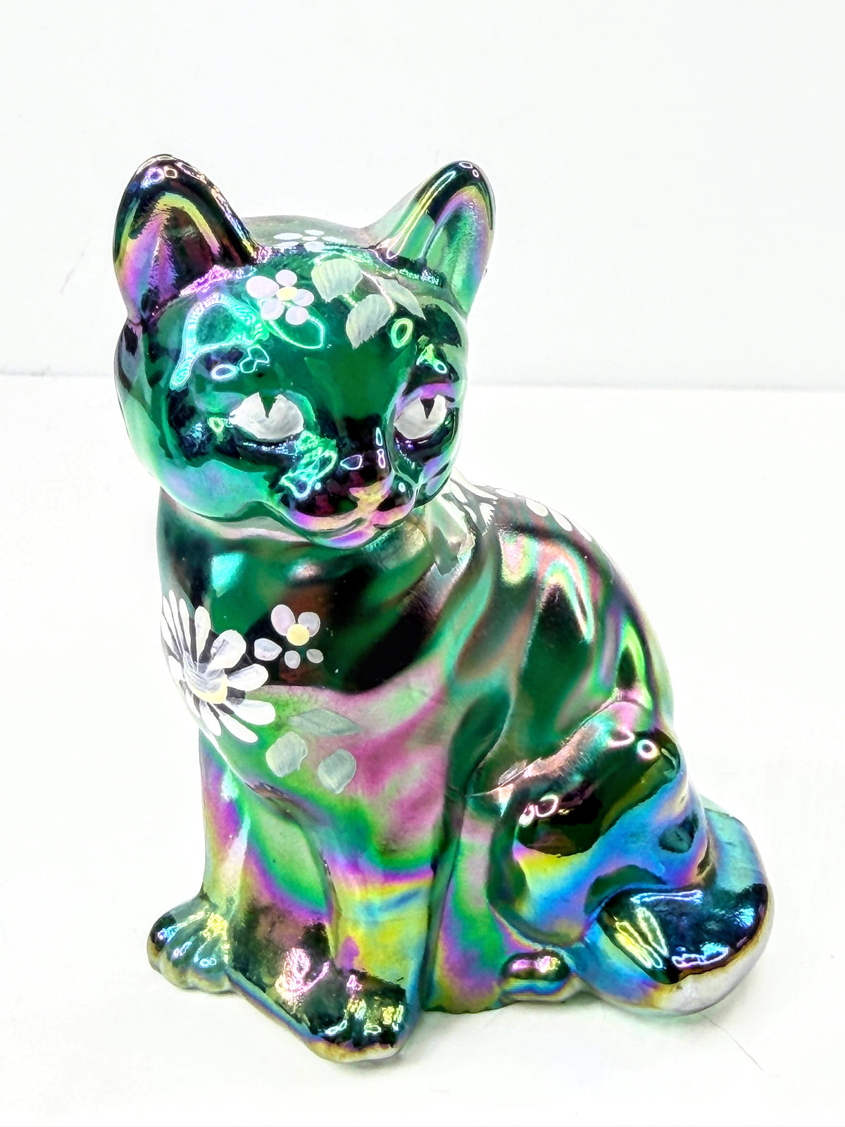 Fenton Spruce Green Carnival Hand-Painted Sitting Cat S. Shepherd A1075