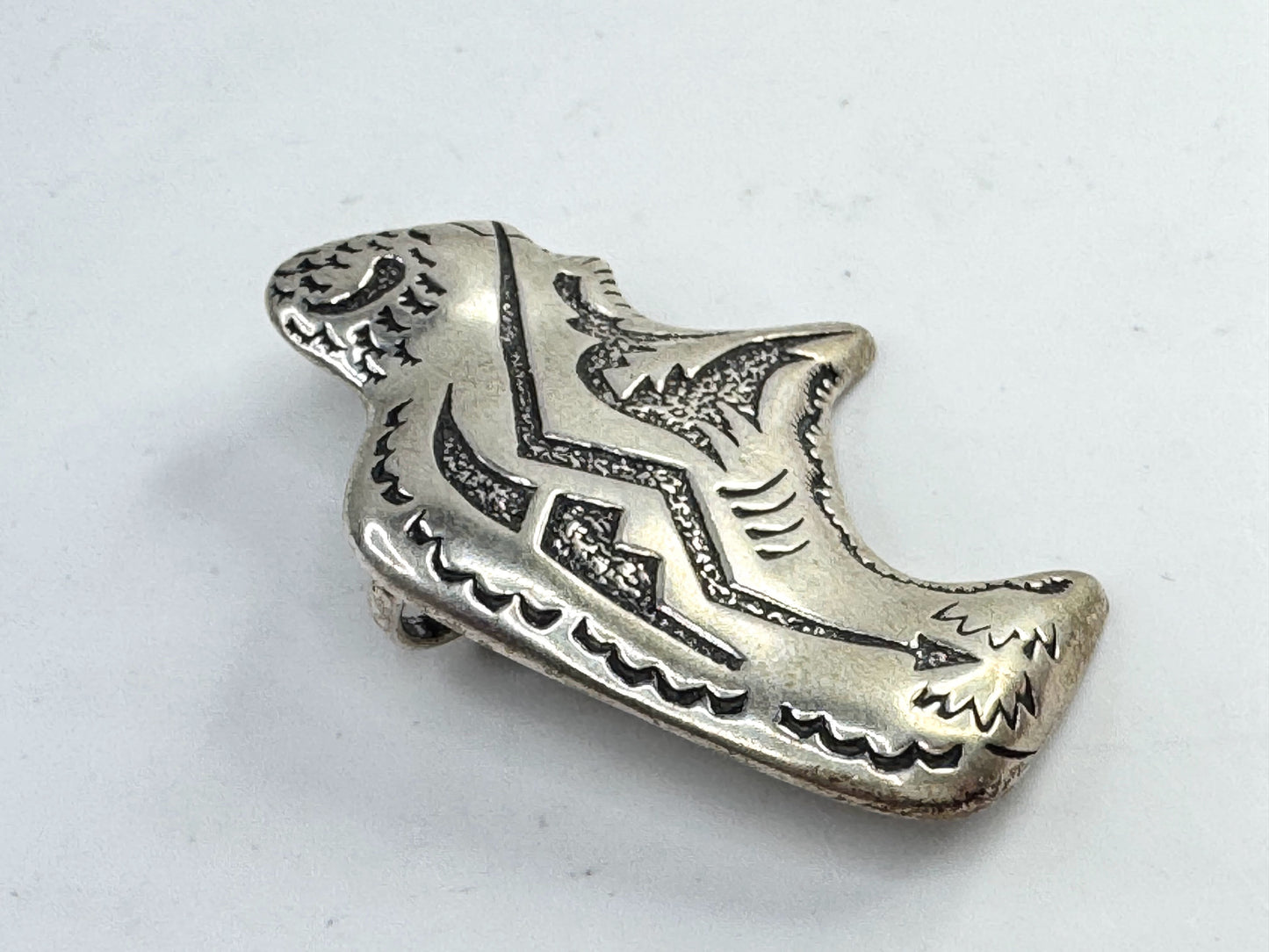 Vintage Handmade Native American Sterling Silver Fetish Buffalo Brooch JR1617