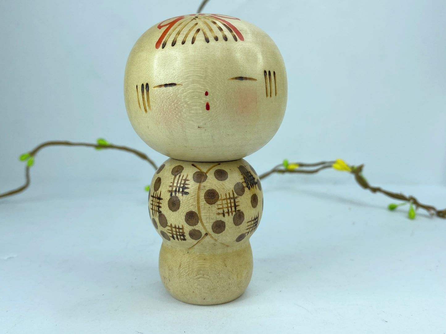 Kokeshi Doll by Isamu Yamakawa "Warabe" young lad 3.5" tall  in box A223