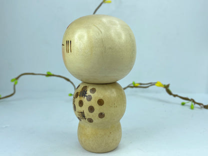Kokeshi Doll by Isamu Yamakawa "Warabe" young lad 3.5" tall  in box A223