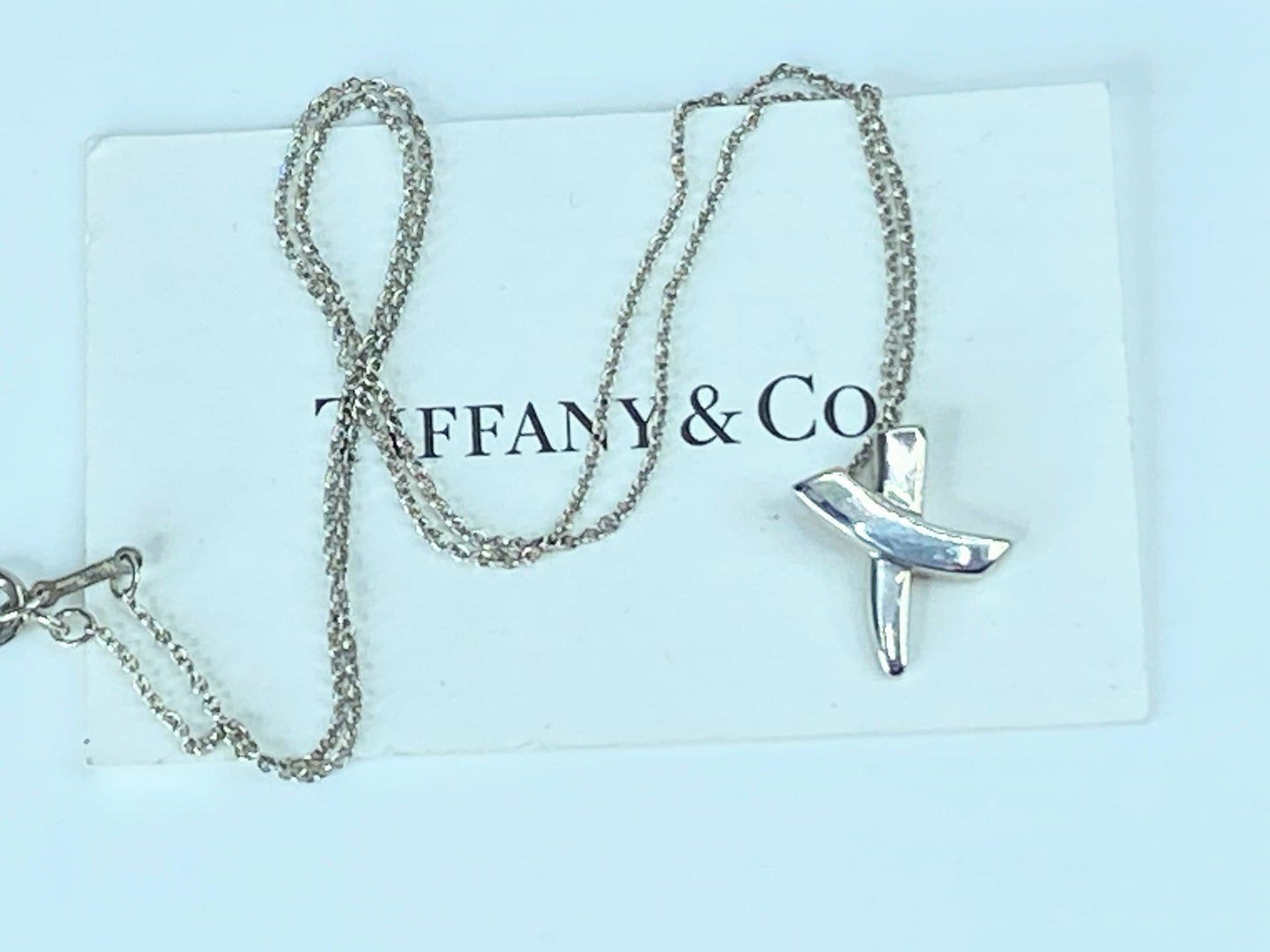 Tiffany & Co Sterling 925 Paloma Picasso Kiss X Pendant Necklace w/pouch