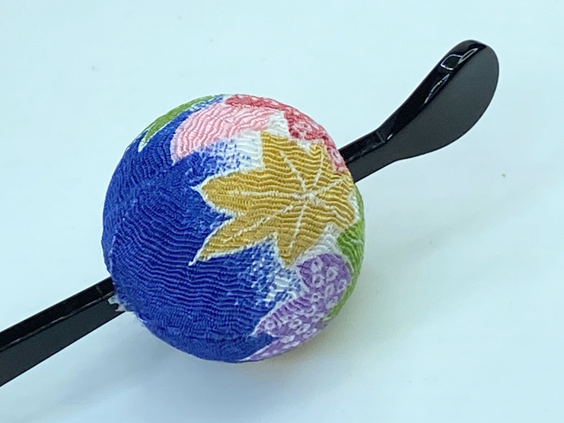 Tamakash Hair Ornament Blue Kimono fabric Ball Hair black lacquer GS393