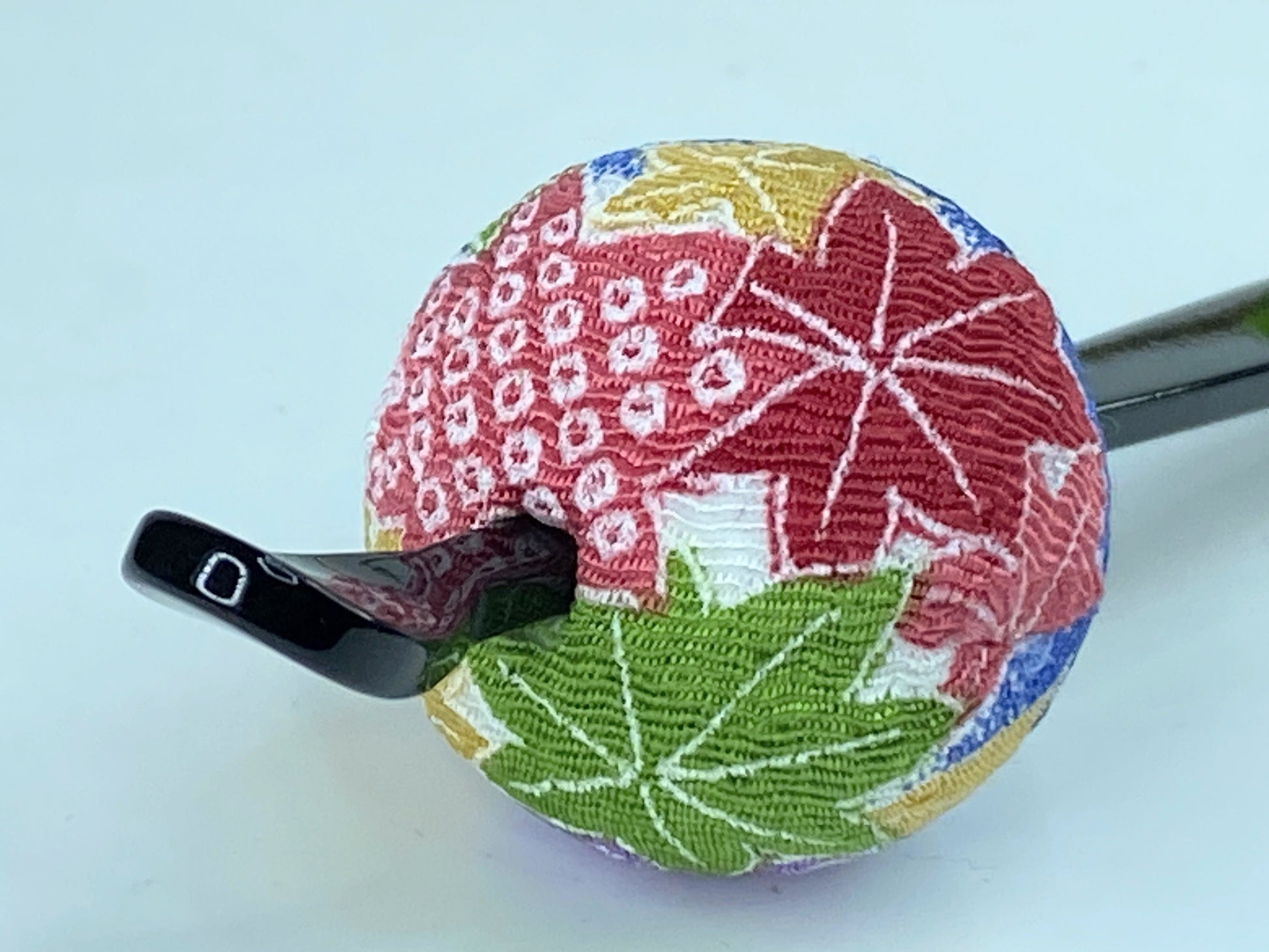 Tamakash Hair Ornament Blue Kimono fabric Ball Hair black lacquer GS393