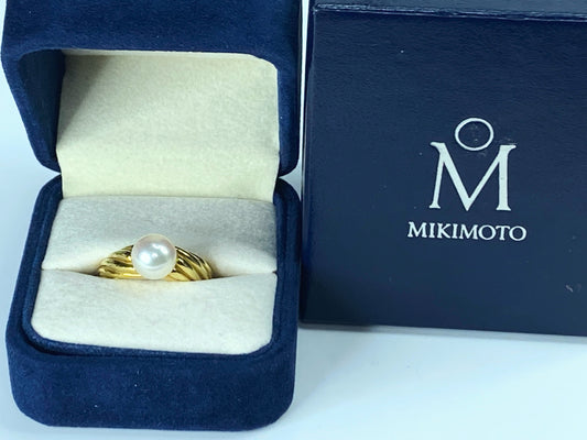 Mikimoto 8.18mm Akoya Pearl 18 karat South Sea Pearl ring