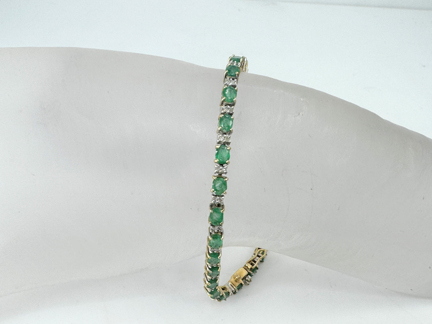 Natural emerald and diamond 14k gold 7.5” line bracelet JR9384