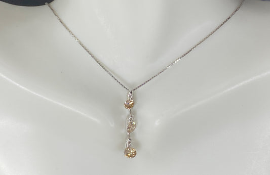 Impressive 18K 1.10ct Champagne color Diamond tremblant setting necklace