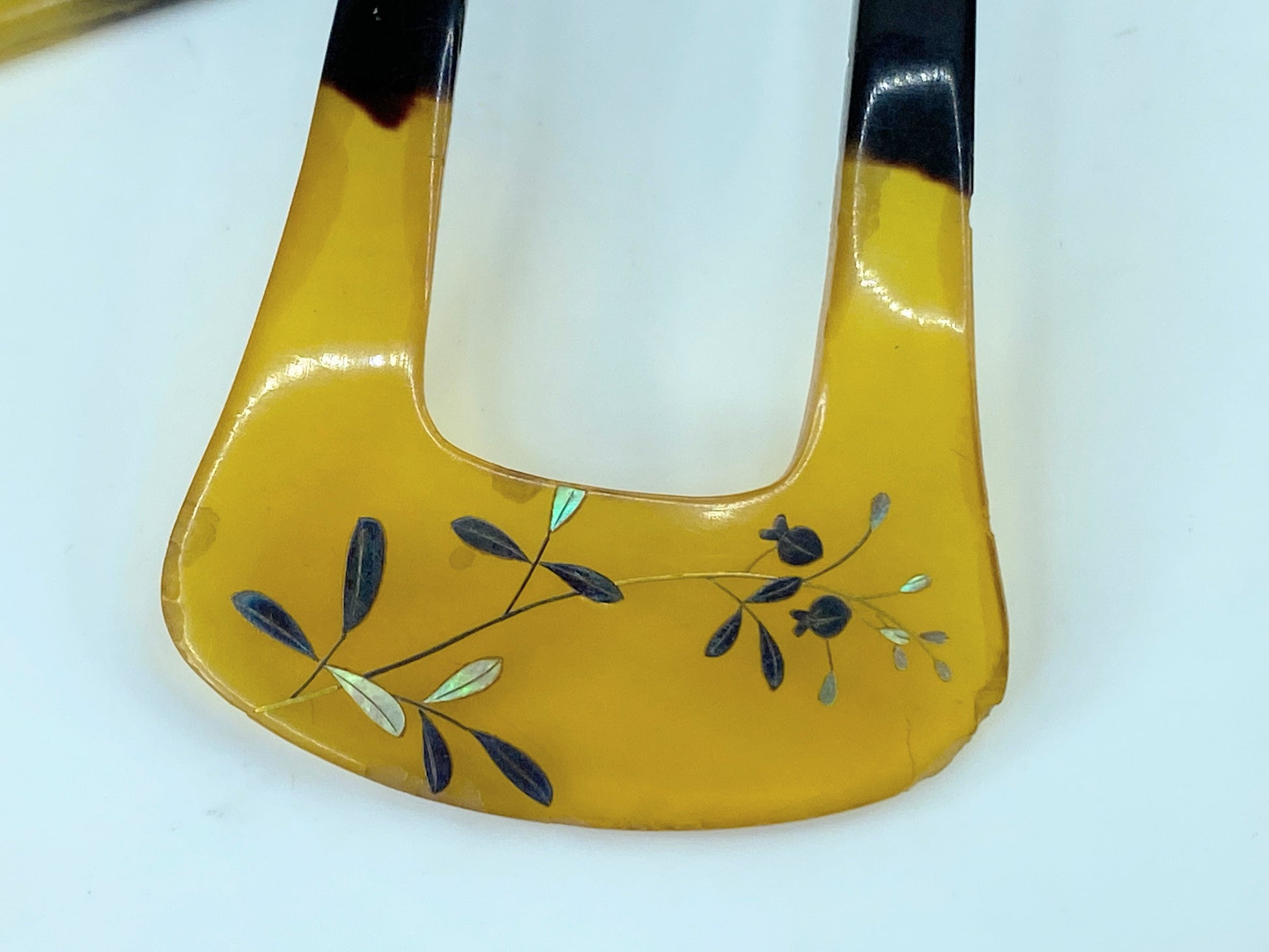 Vintage Japan resin hair fork MOP and hair stick ser GS400