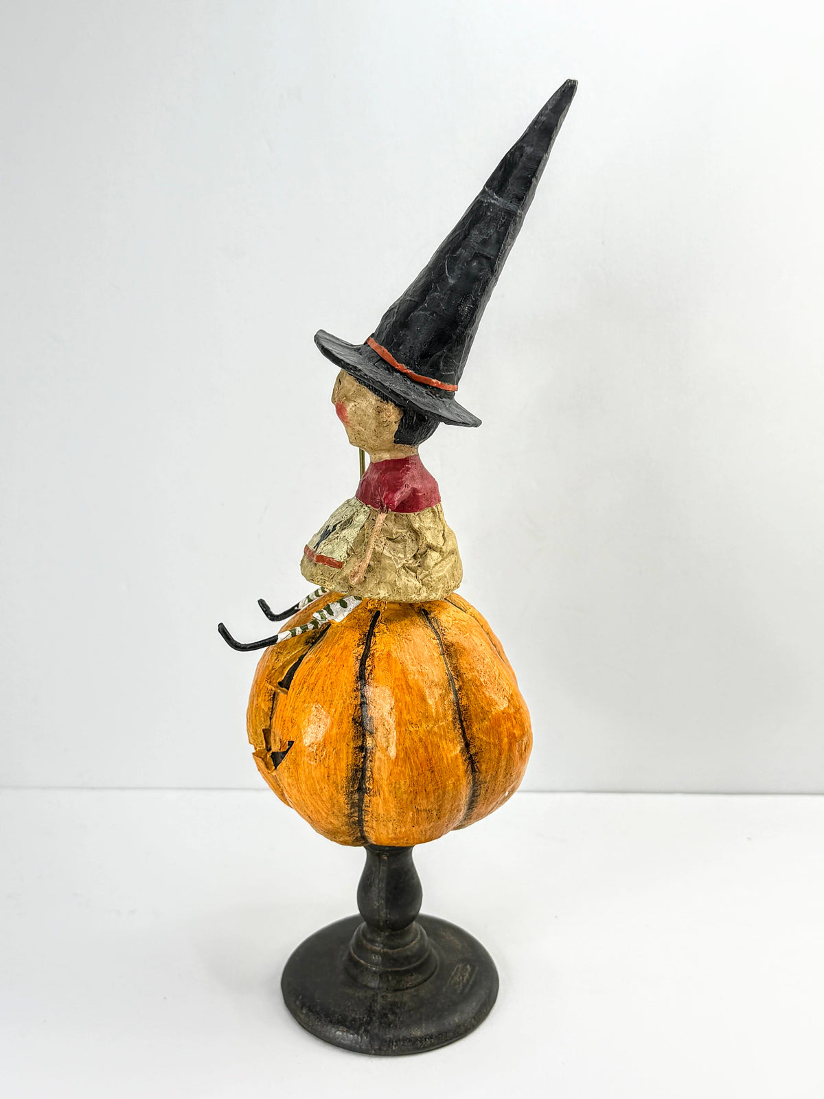 Retired Lori Mitchell Bewitched Witch on Pumpkin Figurine 10.5" A1284