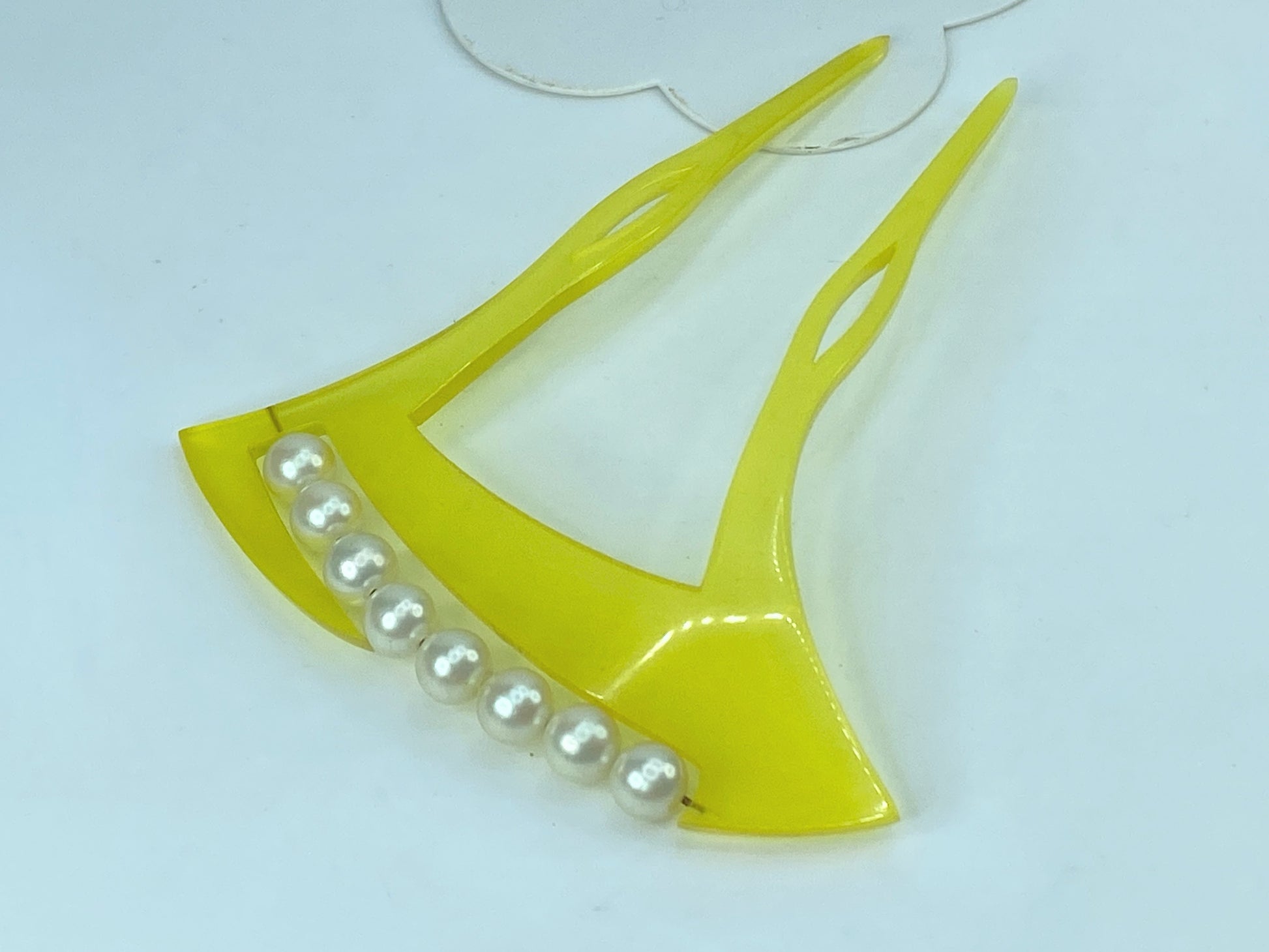Kanzashi kimono Hair stick yellow resin faux pearls GS403