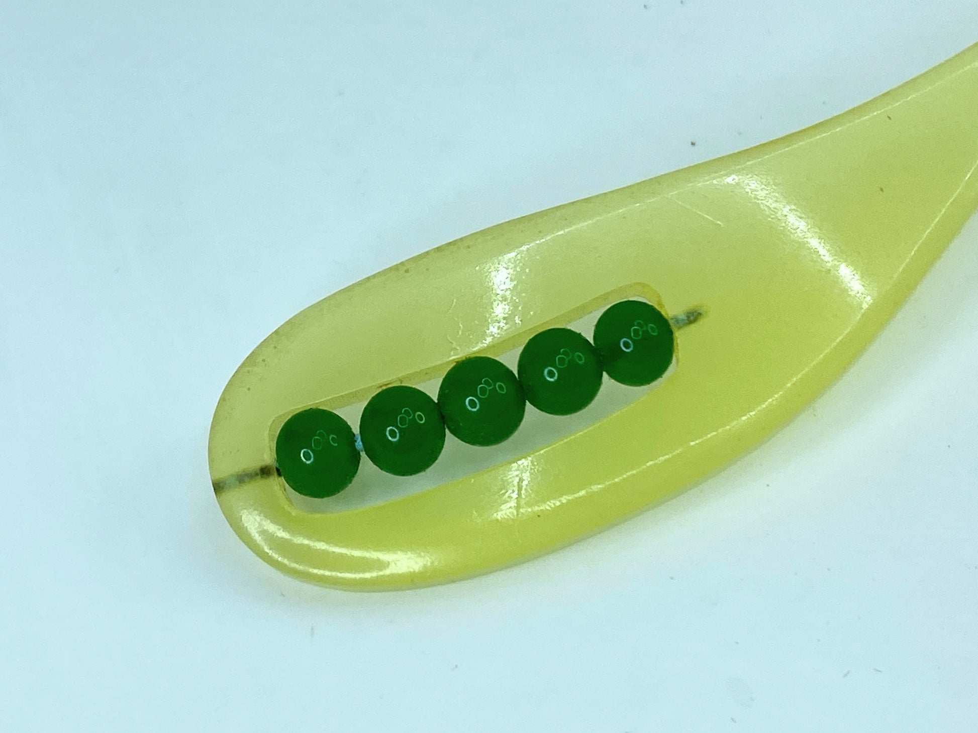 Rare Japanese lemon resin hair stickpin with green crystal beads 6 1/4" GS520