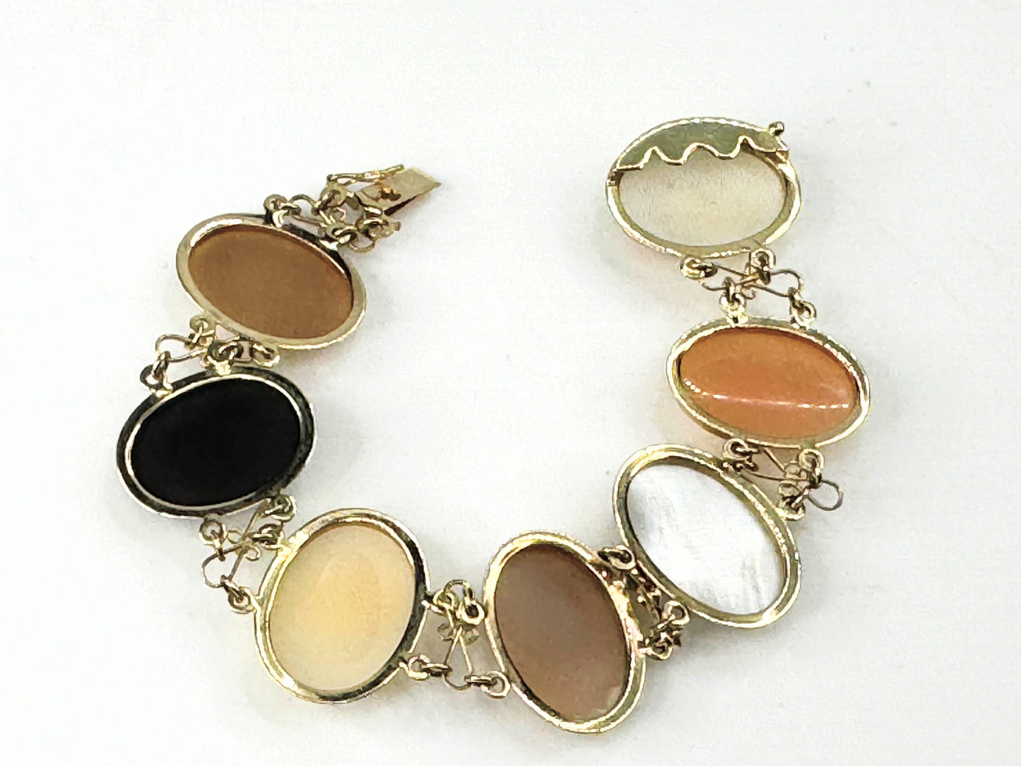 Mid Century 14K gold shell & MOP Cameo link bracelet 16.3g 6.75" JR9458