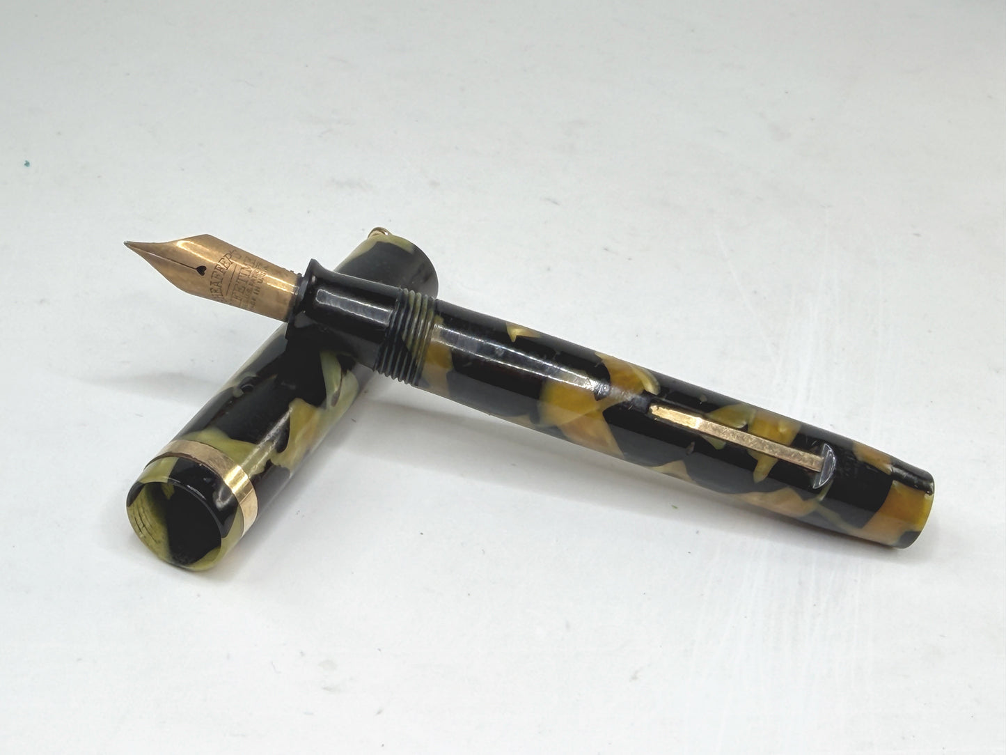 Vintage Sheaffer Lifetime 14K Fountain Pen Lever Fill Celluloid SS289