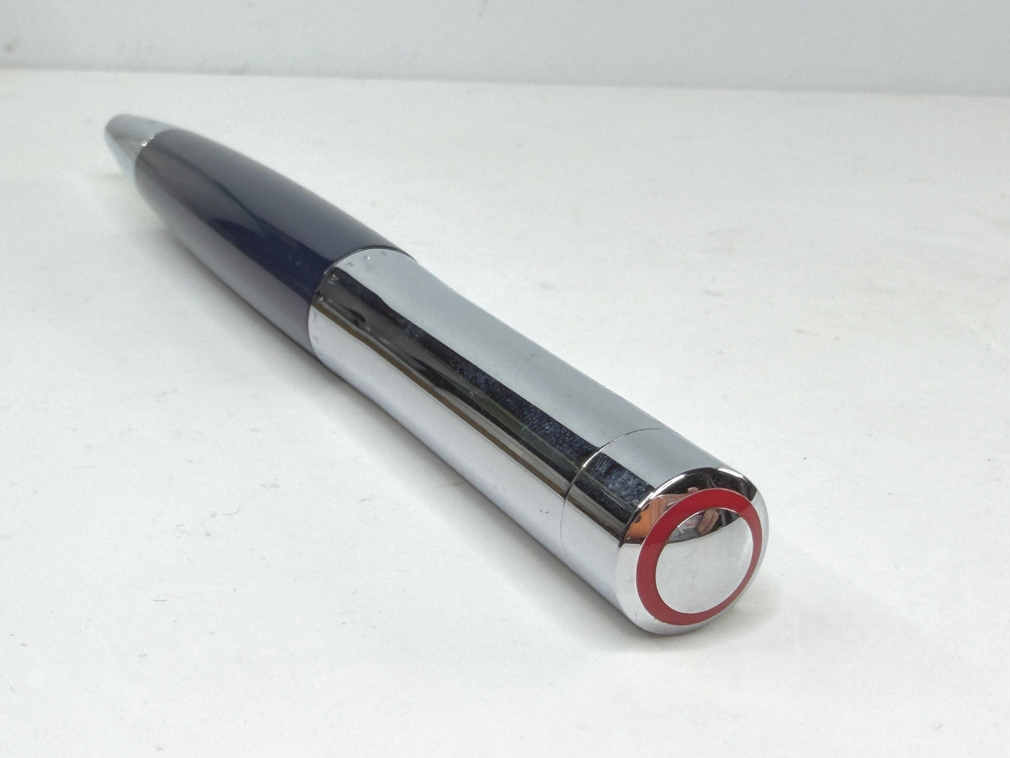 Rotring Fountain Pen Blue Resin Chrome Trim Fine Medium Nib PreOwned SS293