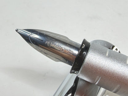 Rotring Fountain Pen Blue Resin Chrome Trim Fine Medium Nib PreOwned SS293