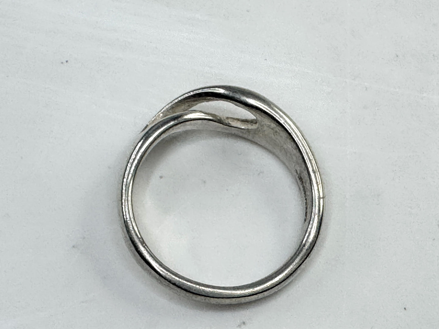 Vintage Tiffany & Co Sterling Silver Infinity LOVE Knot Ring Pouch s6.5 JR1632