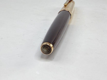 Vintage Parker Fountain Pen Gray Barrel Gold Cap Fine Nib SS295