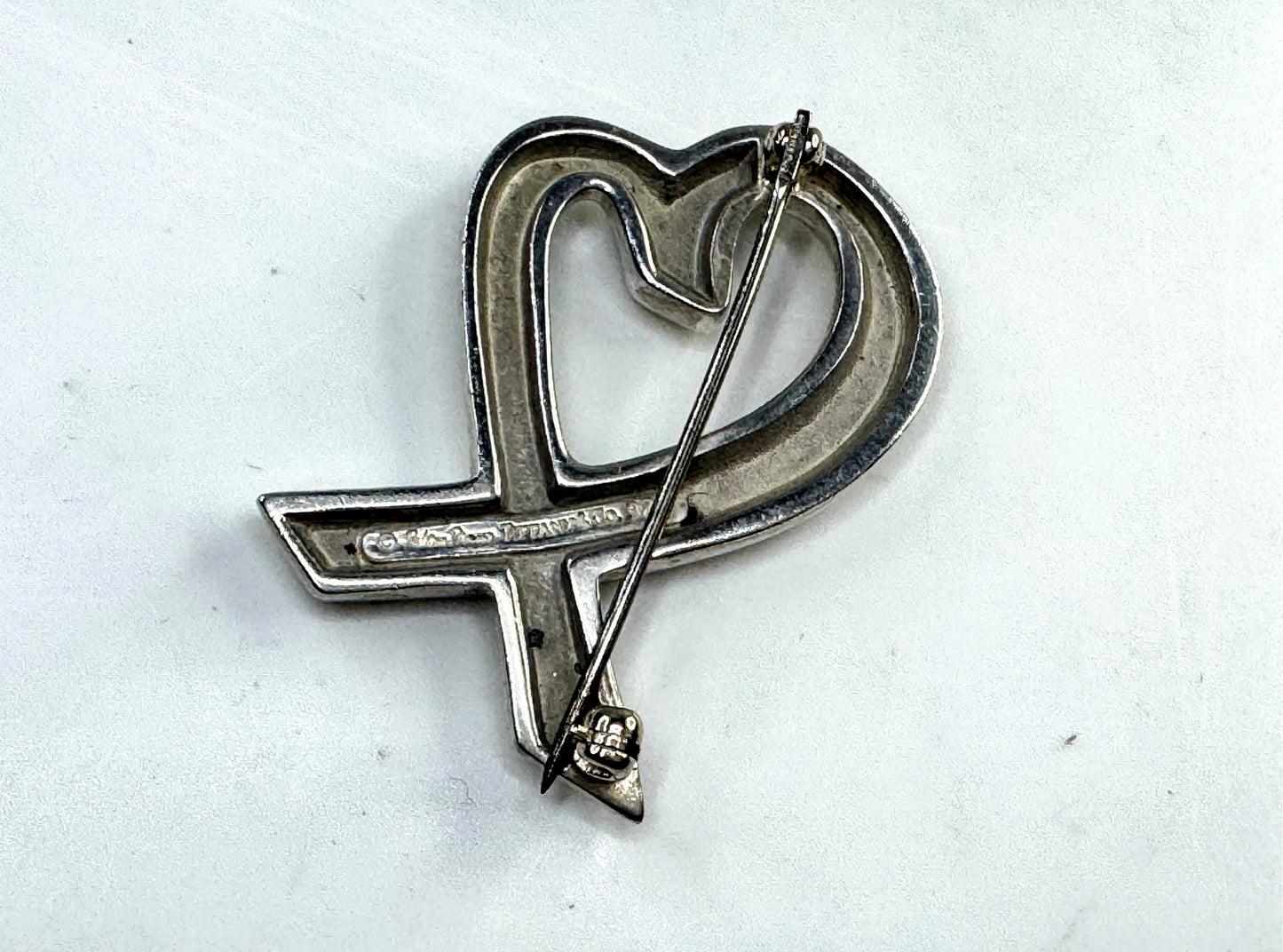 Vintage Tiffany & Co Paloma Picasso Loving Heart Brooch JR1634