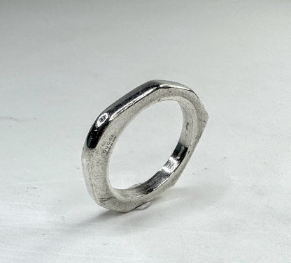Vintage Gucci Sterling Silver Hexagon Abstract Band Ring JR1625
