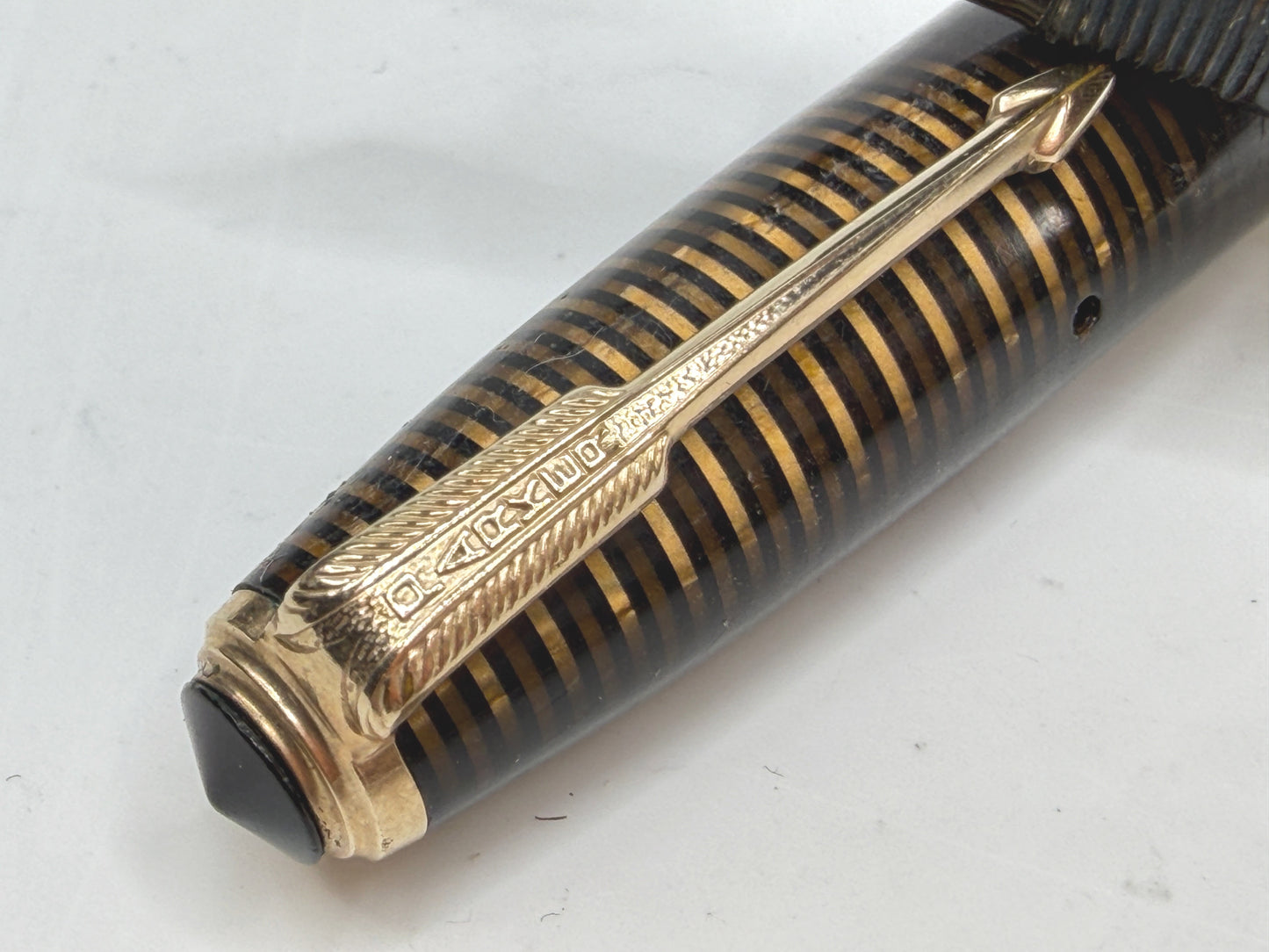 Vintage Parker Vacumatic Fountain Pen Striped Barrel Fine Nib SS299