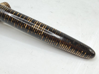 Vintage Parker Vacumatic Fountain Pen Striped Barrel Fine Nib SS299