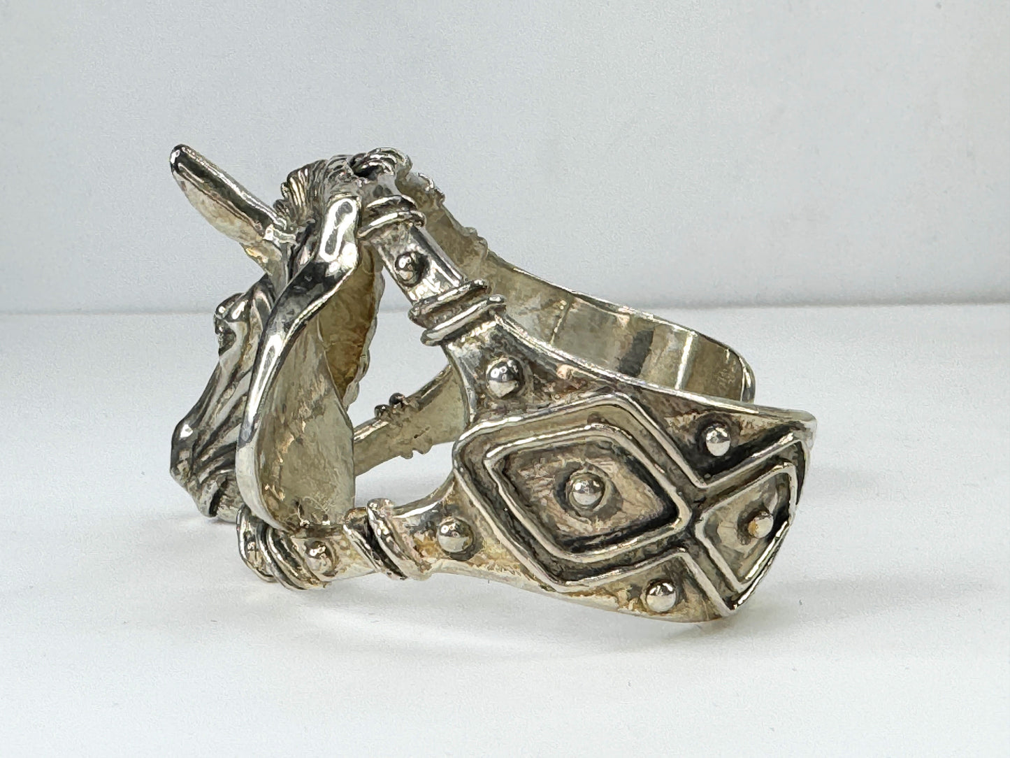 Museum piece Sterling 925 Zebra Horse head open work cuff bangle 84g 6.5" JR9388