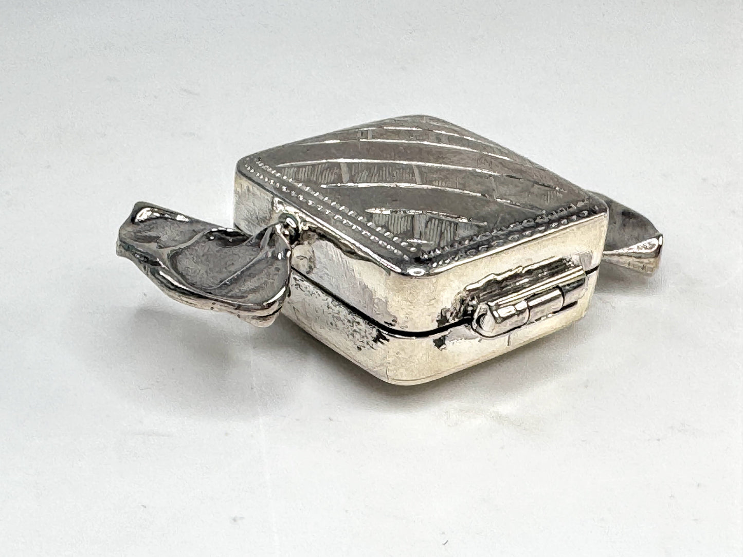 Vintage Sterling Silver Wrapped Candy Novelty Pill Trinket Box 14.2g SS351