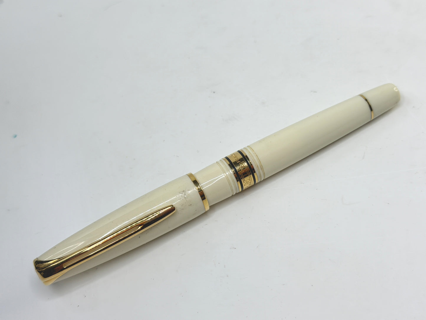 Vintage Waterman Charleston Ivory Gold Trim Fountain Pen 18K Nib SS270
