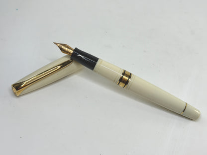 Vintage Waterman Charleston Ivory Gold Trim Fountain Pen 18K Nib SS270