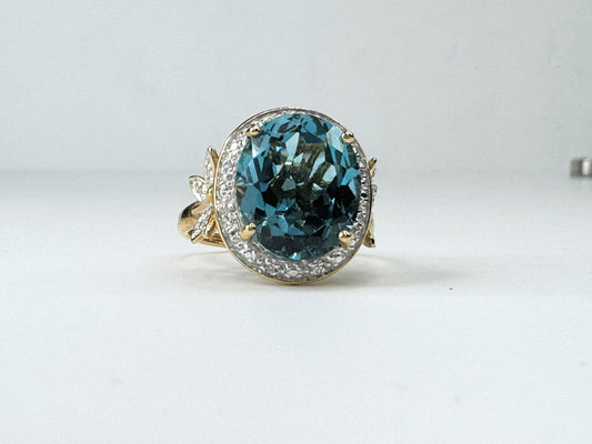 Sleek Gold Blue Topaz and Diamond Ring JR9473