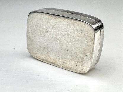Vintage Sterling Silver Cat Finial Trinket Pill Box 36x25x20mm 13.0g SS353