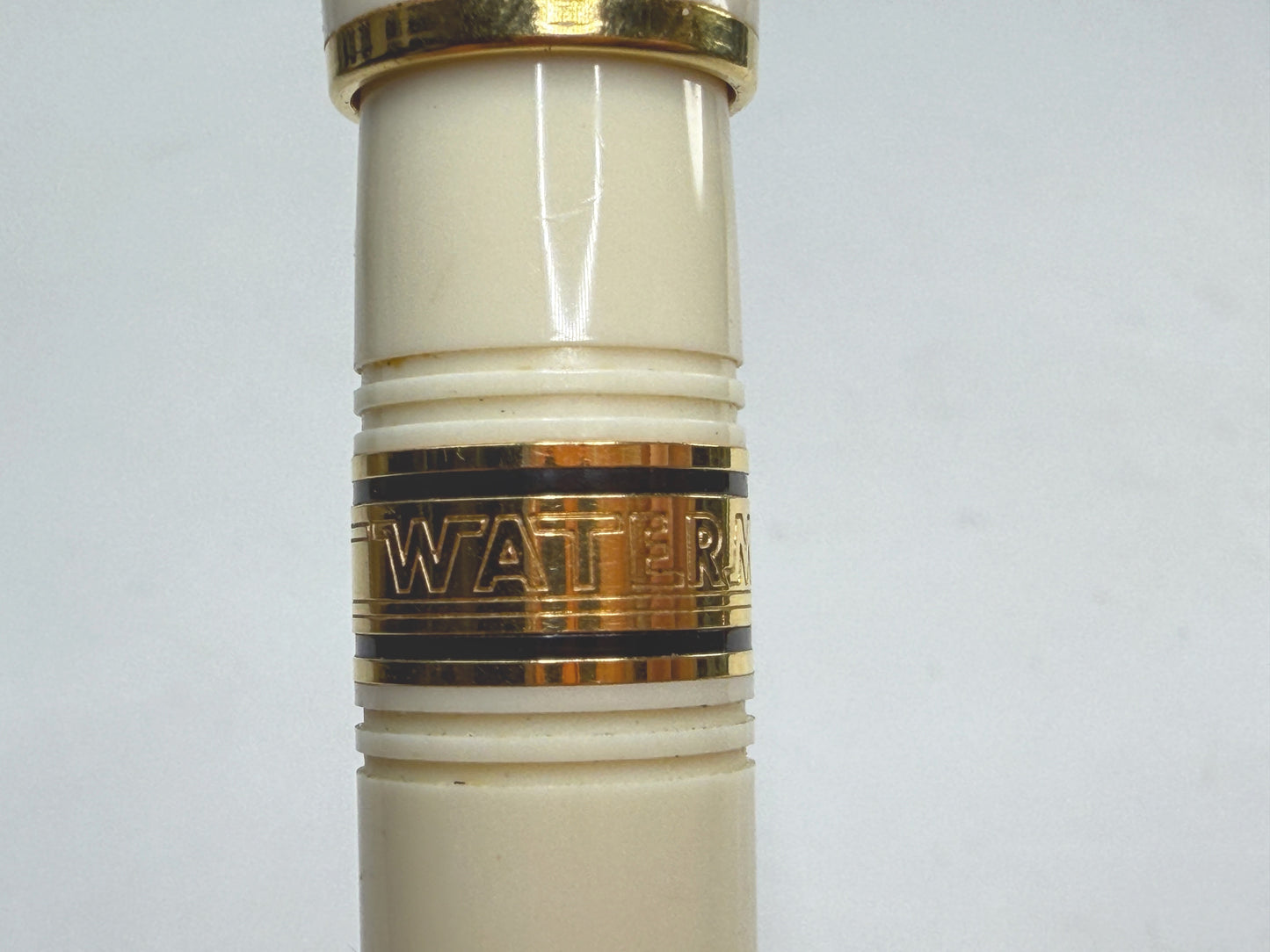 Vintage Waterman Charleston Ivory Gold Trim Fountain Pen 18K Nib SS270