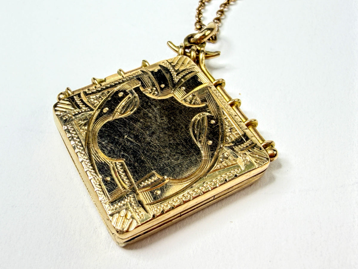 Mid-Century 14K Gold Ornate Engraved Book Photo Locket Necklace 9.5g 17.5"JR2207
