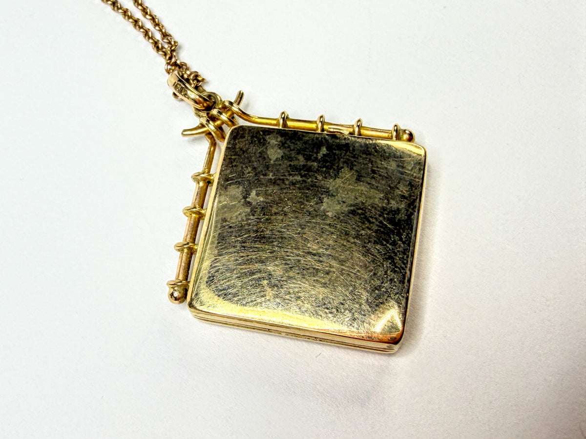 Mid-Century 14K Gold Ornate Engraved Book Photo Locket Necklace 9.5g 17.5"JR2207