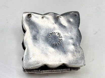 Vintage Sterling Silver Square Pill Box with Opal Inlay 26x26x15mm 8.6g SS359