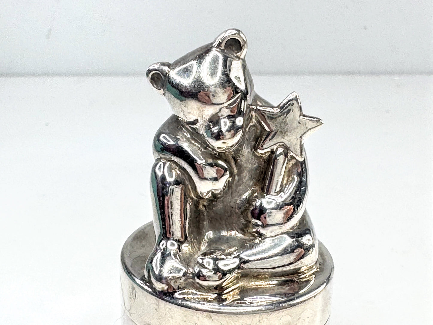 Tiffany & Co. Vintage Teddy Bear Sterling Silver Pill Box Case 55x30mm SS362