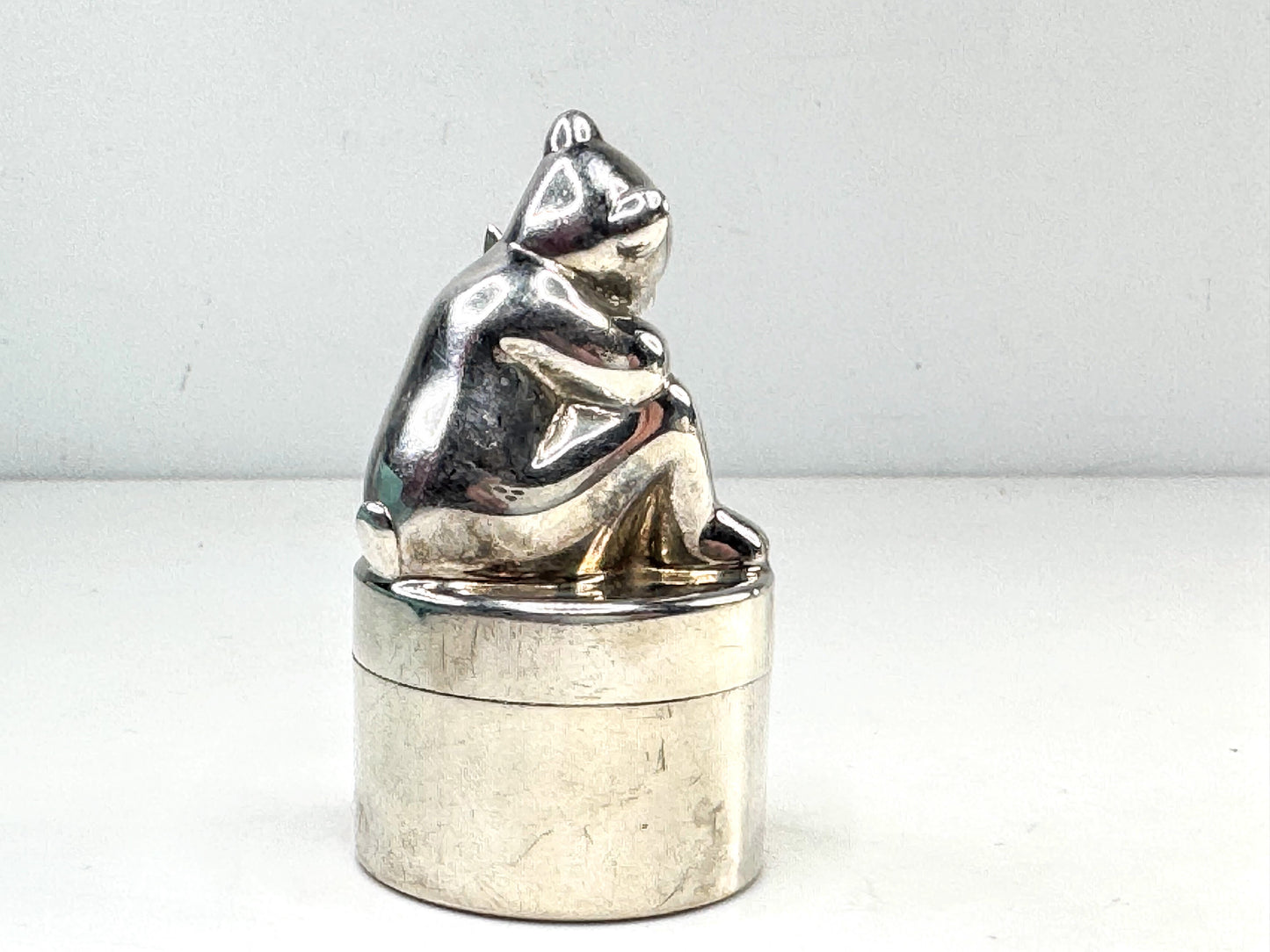 Tiffany & Co. Vintage Teddy Bear Sterling Silver Pill Box Case 55x30mm SS362