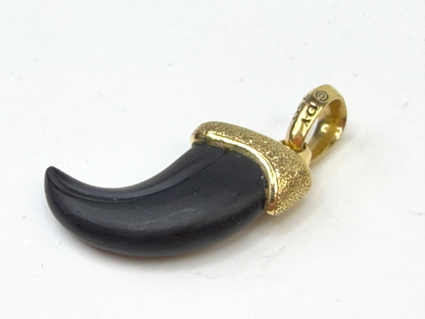 Vintage David Yurman 18K Yellow Gold Onyx Petrvs Claw Amulet Pendant JR1492