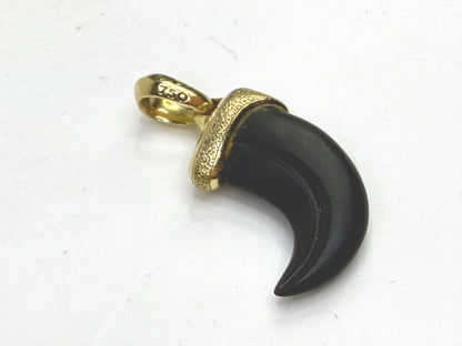 Vintage David Yurman 18K Yellow Gold Onyx Petrvs Claw Amulet Pendant JR1492