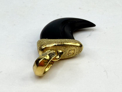 Vintage David Yurman 18K Yellow Gold Onyx Petrvs Claw Amulet Pendant JR1492