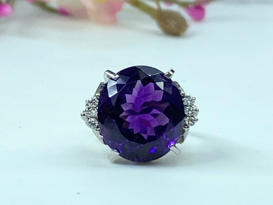 Platinum 8.90ct faceted Amethyst 0.12ct Diamond statement ring  9.1g s7 JR339